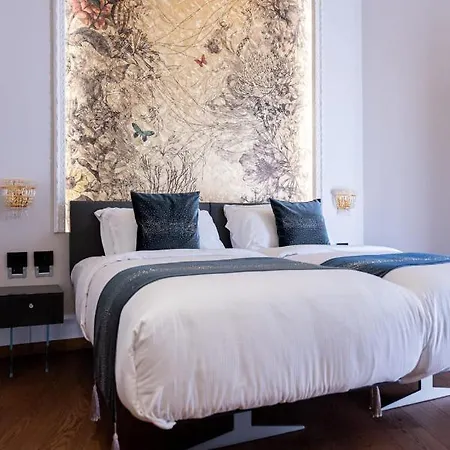 Queen Cattleya Genua