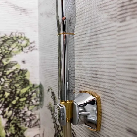 Queen Cattleya Гостевой дом Генуя