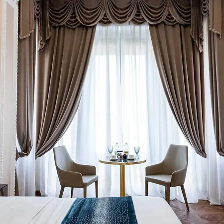 Queen Cattleya 4* Genua