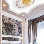 Pensjonat Queen Cattleya 4*