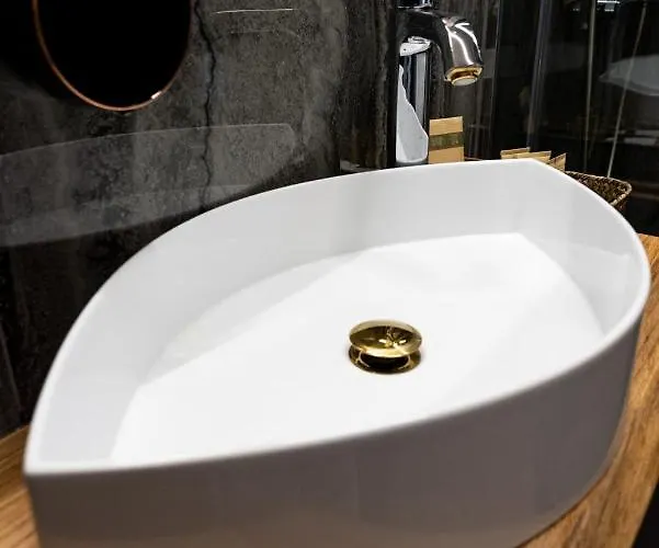 Queen Cattleya Pensionat