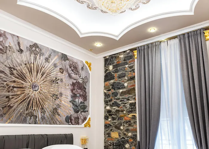 Queen Cattleya Pensionat 4*