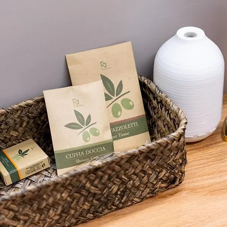 Queen Cattleya 4* Genoa