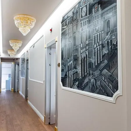 Queen Cattleya Guest house Genoa