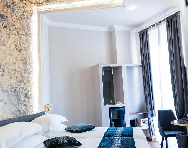 Gasthof Queen Cattleya Genua